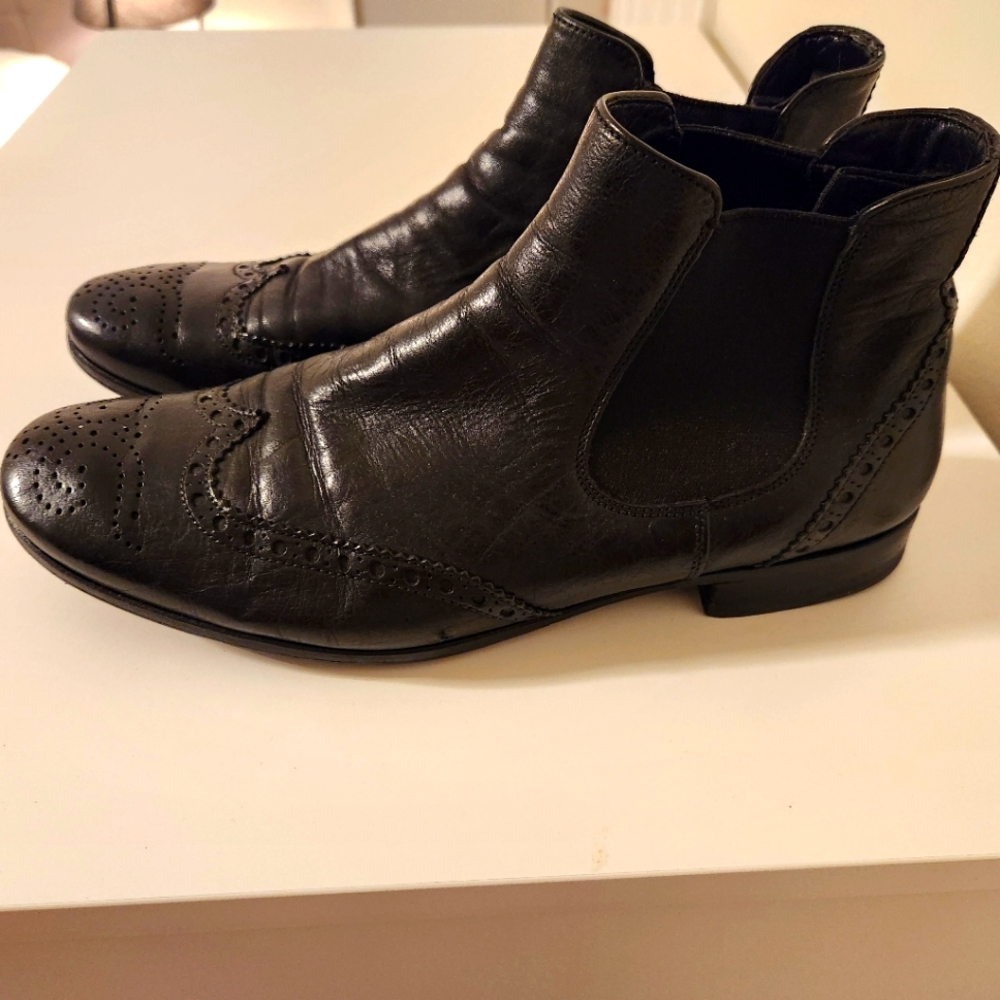 Prada Boots shoes like new
